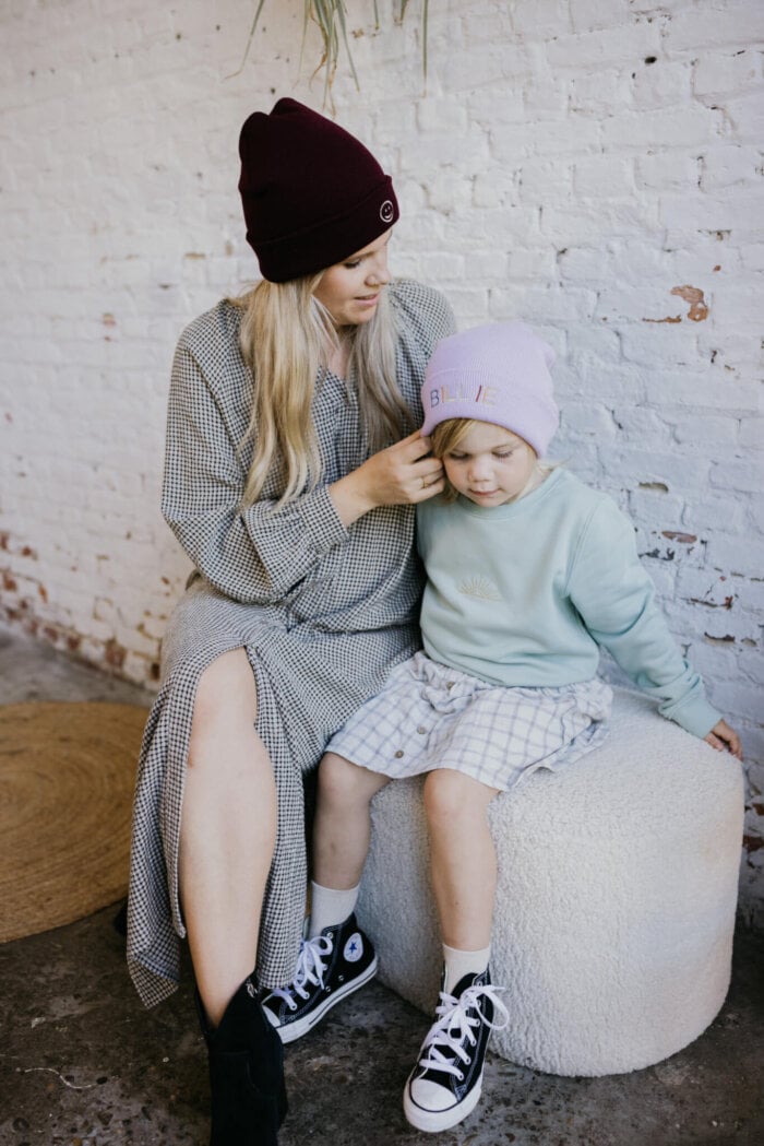 Muts met geborduurde personalisatie