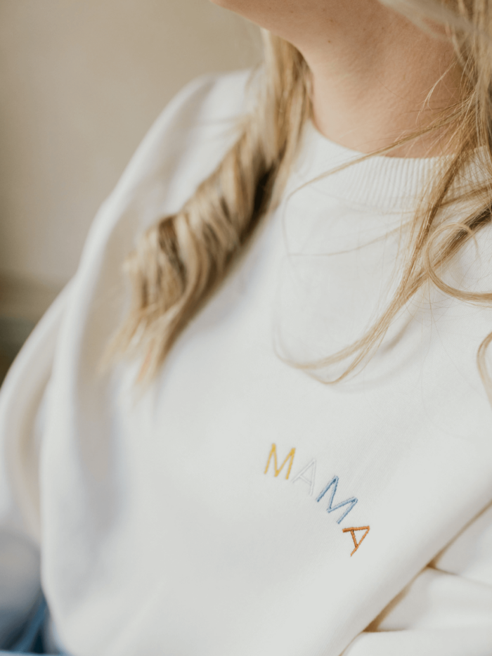 MAMA sweater ( of variant)