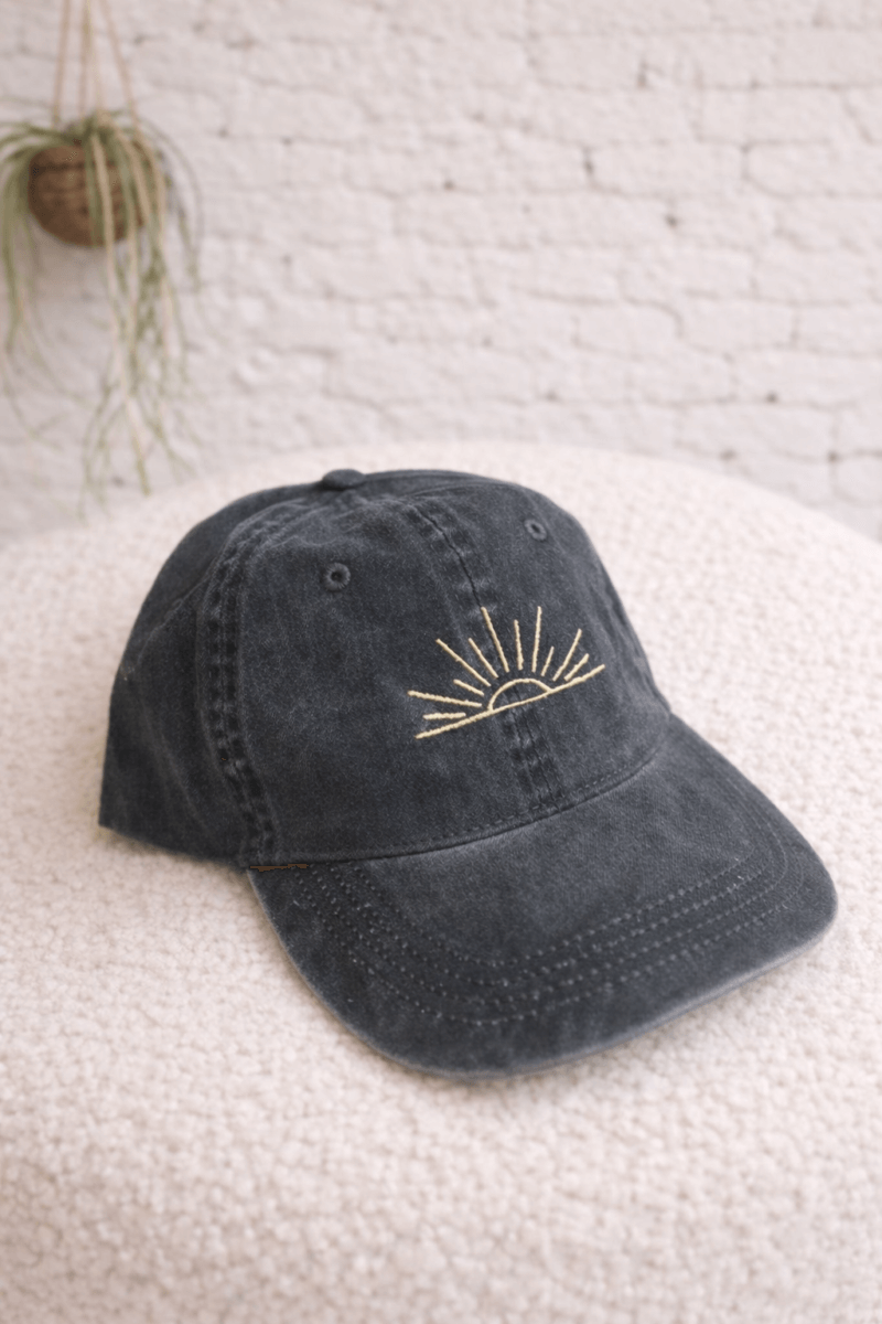 ChatGPT Image 19 jan 2026, 21_57_09 Golden hour pet