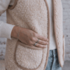 Maxi wollen vest met eigen design