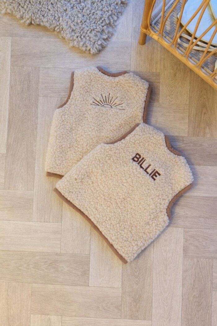 WhatsApp Image 2026-01-24 at 14.42.22 Maxi Golden Hour wollen vest