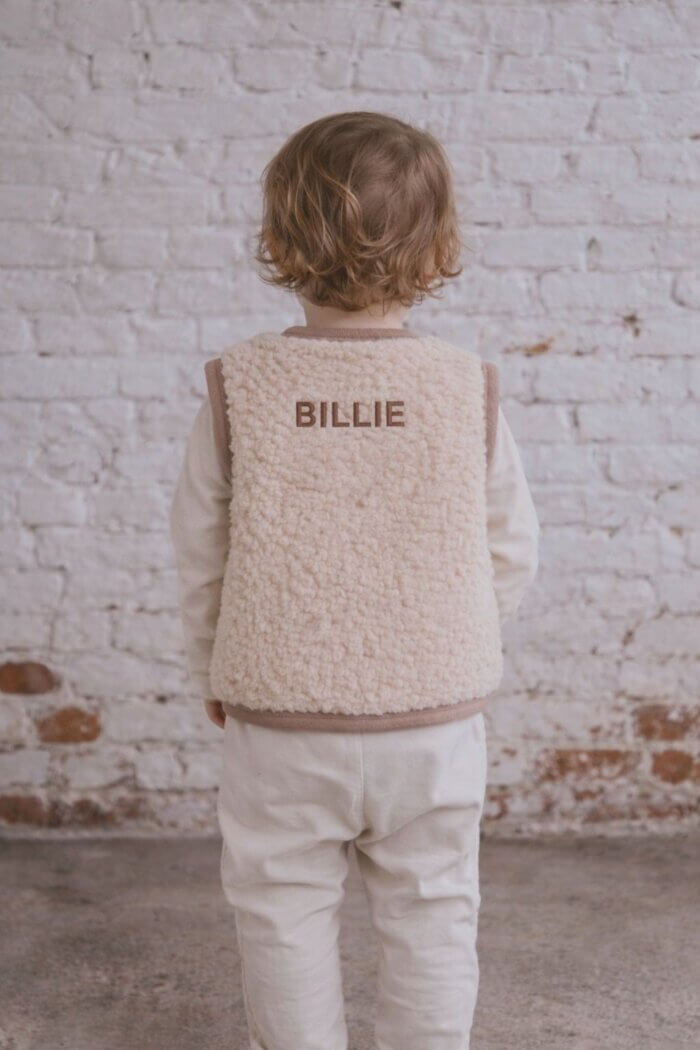 Mini wollen vest met eigen design