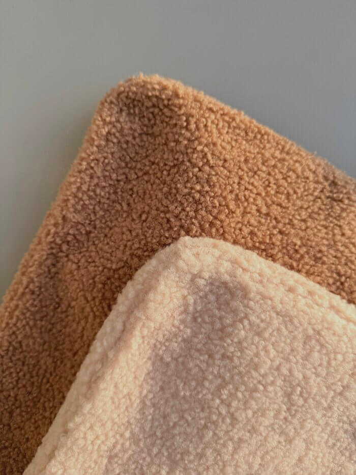 Teddy laptop sleeve met eigen borduring