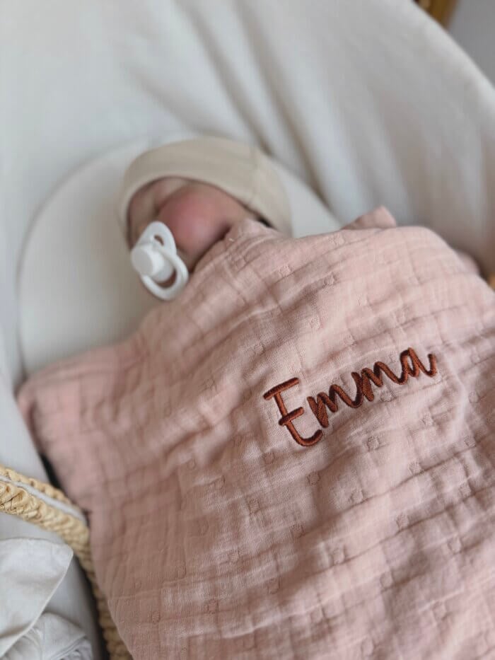 525D739C-D228-44F5-BBF2-E25FF48BBD4B Jacquard deken in tetra